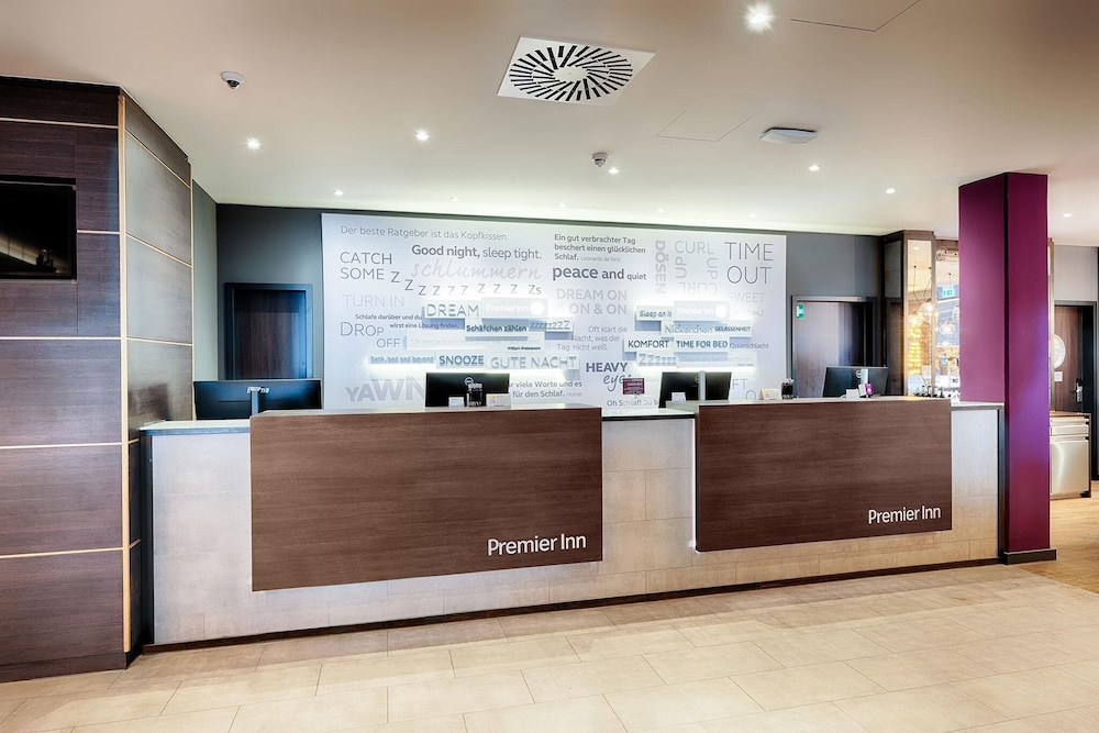 Premier Inn Berlin City Süd Hotel 2