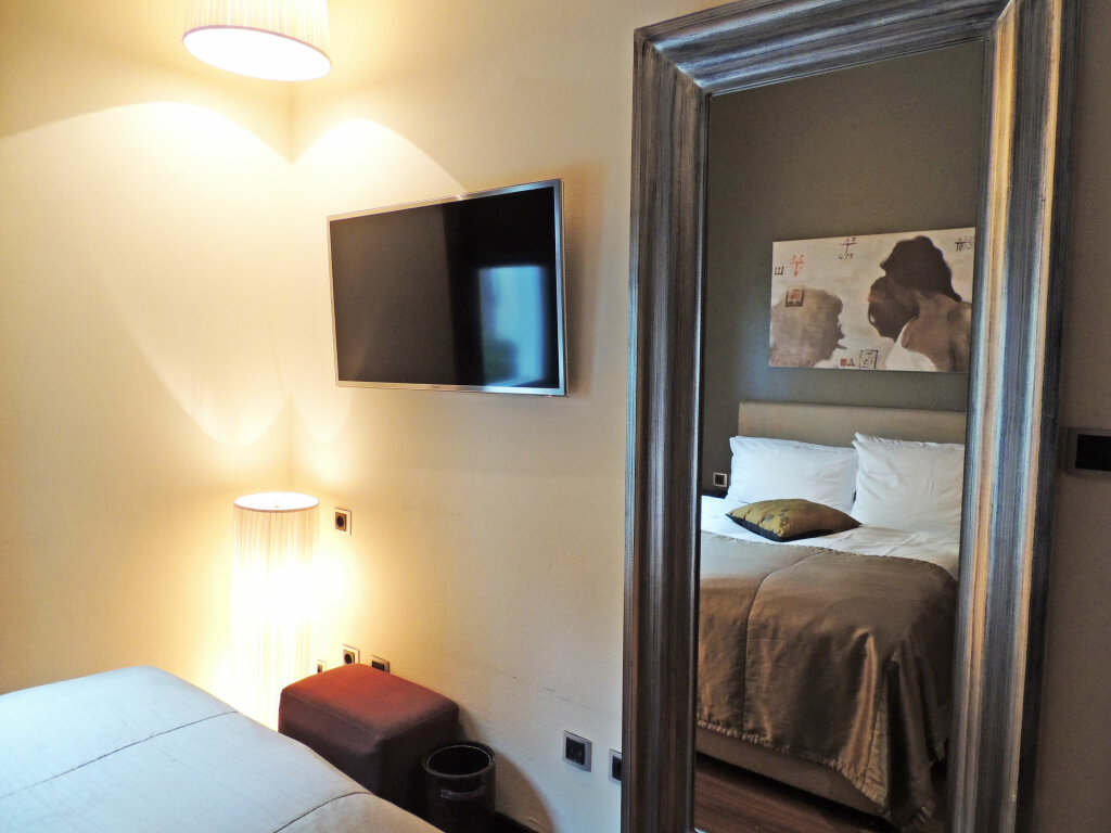 Quentin Design Hotel 19