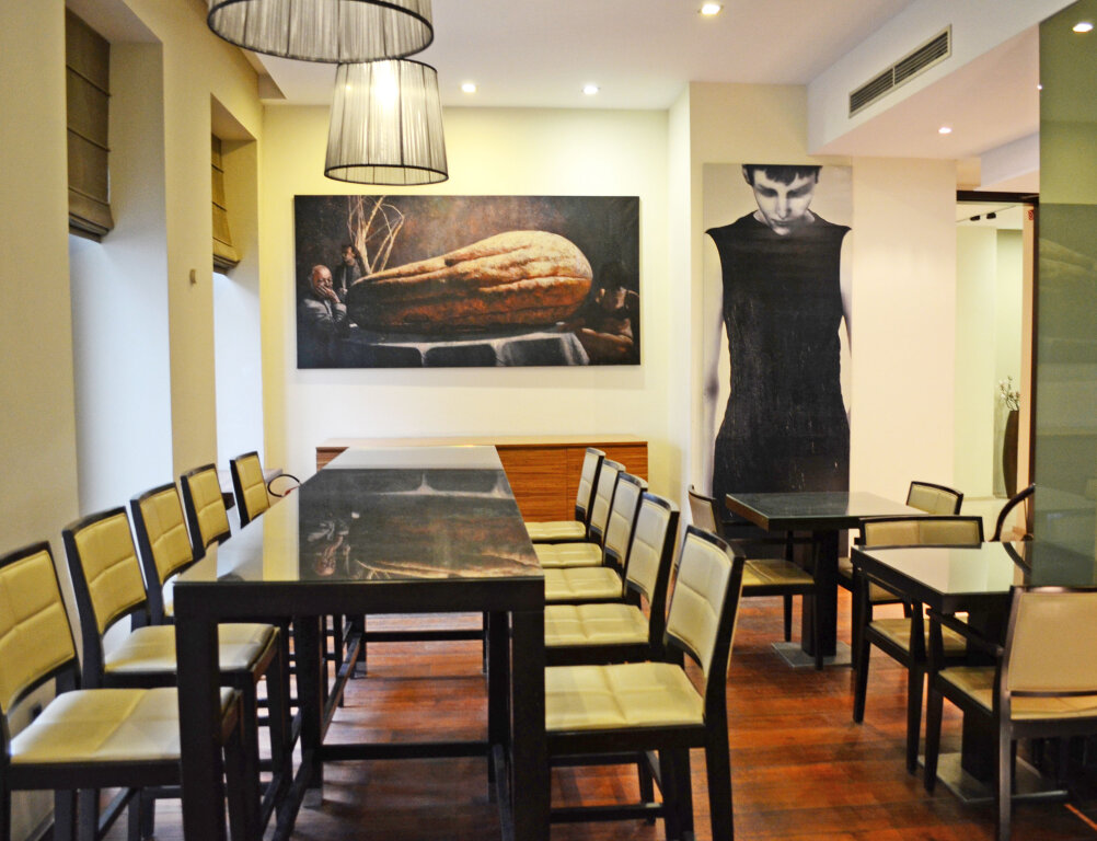 Quentin Design Hotel 12