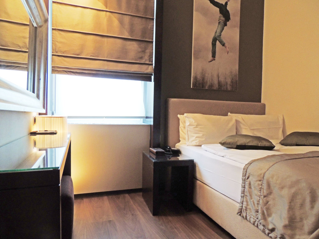 Quentin Design Hotel 14