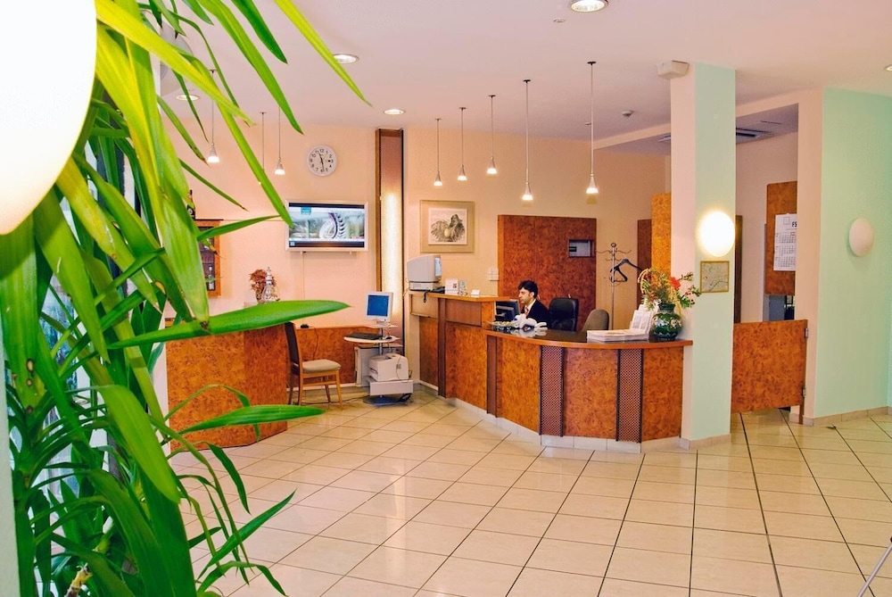 TRIP INN Hotel Minerva 2
