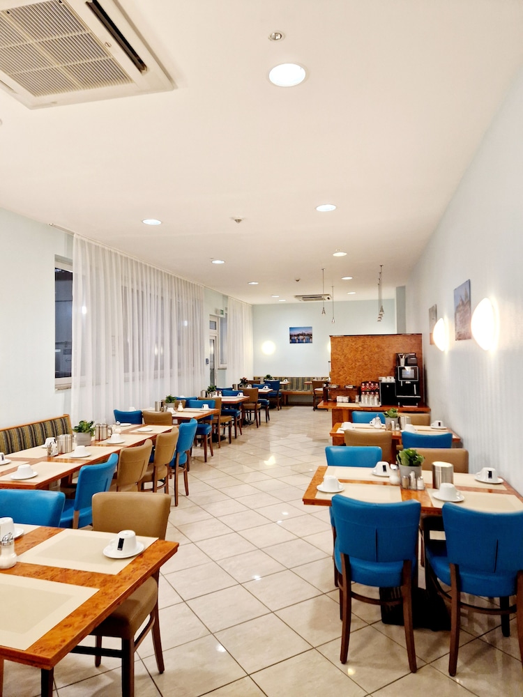 TRIP INN Hotel Minerva 15