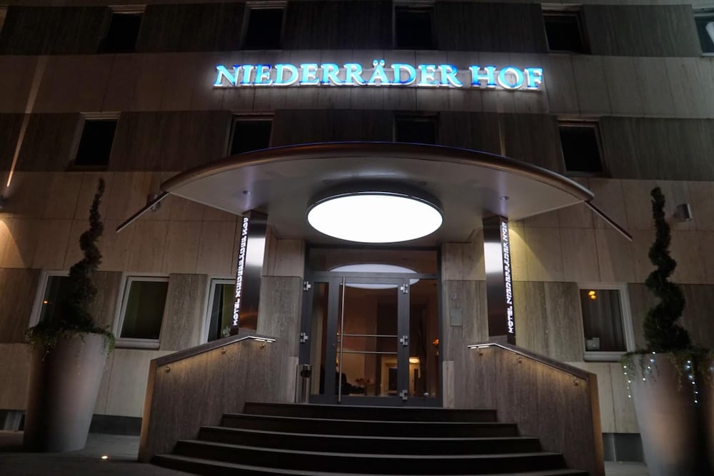 Niederrader Hof 22