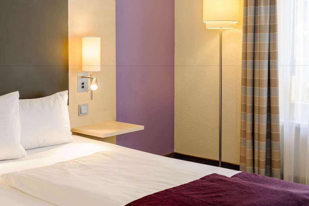 Mercure Hotel Berlin City West 10