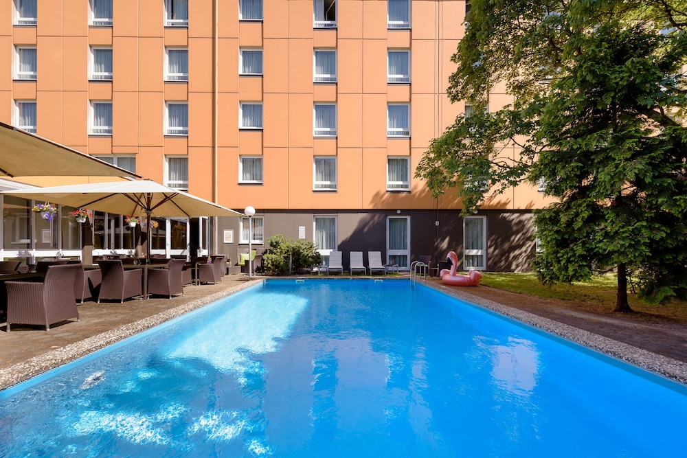 Mercure Hotel Berlin City West 1