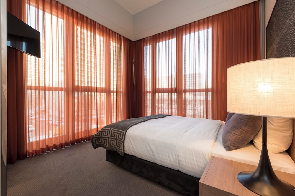 Adina Apartment Hotel Berlin Checkpoint Charlie 21