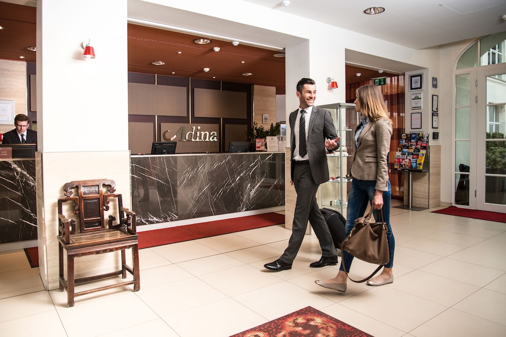 Adina Apartment Hotel Berlin Checkpoint Charlie 4