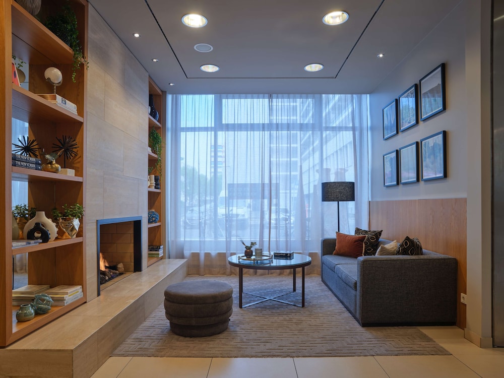 Adina Apartment Hotel Berlin Checkpoint Charlie 6