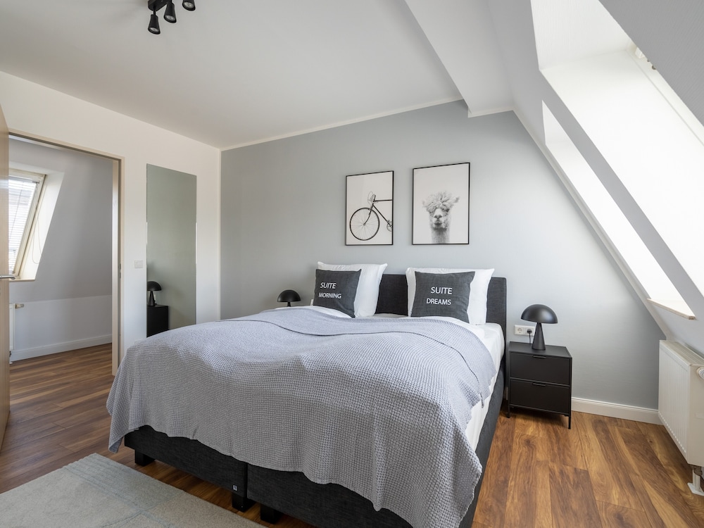 Flower's Boardinghouse Mitte 13
