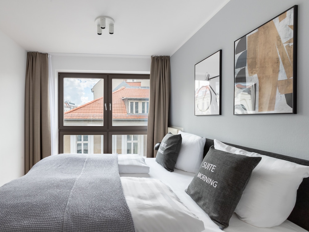 Flower's Boardinghouse Mitte 19
