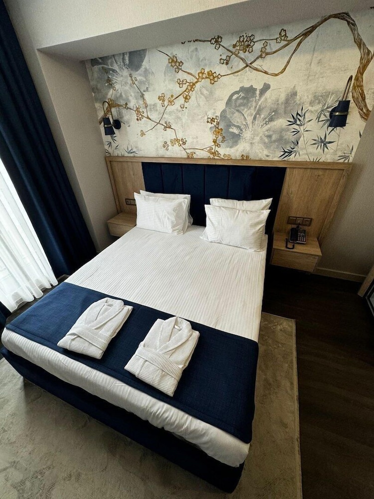 Querencia Hotel 8
