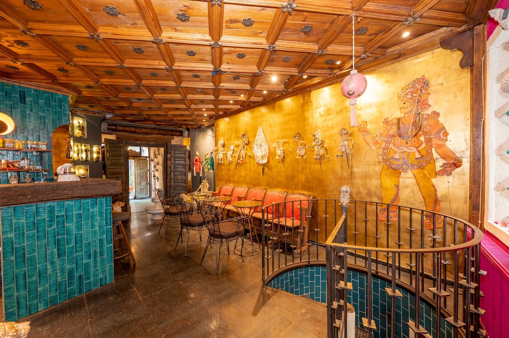 Taksim Antique Hotel 8