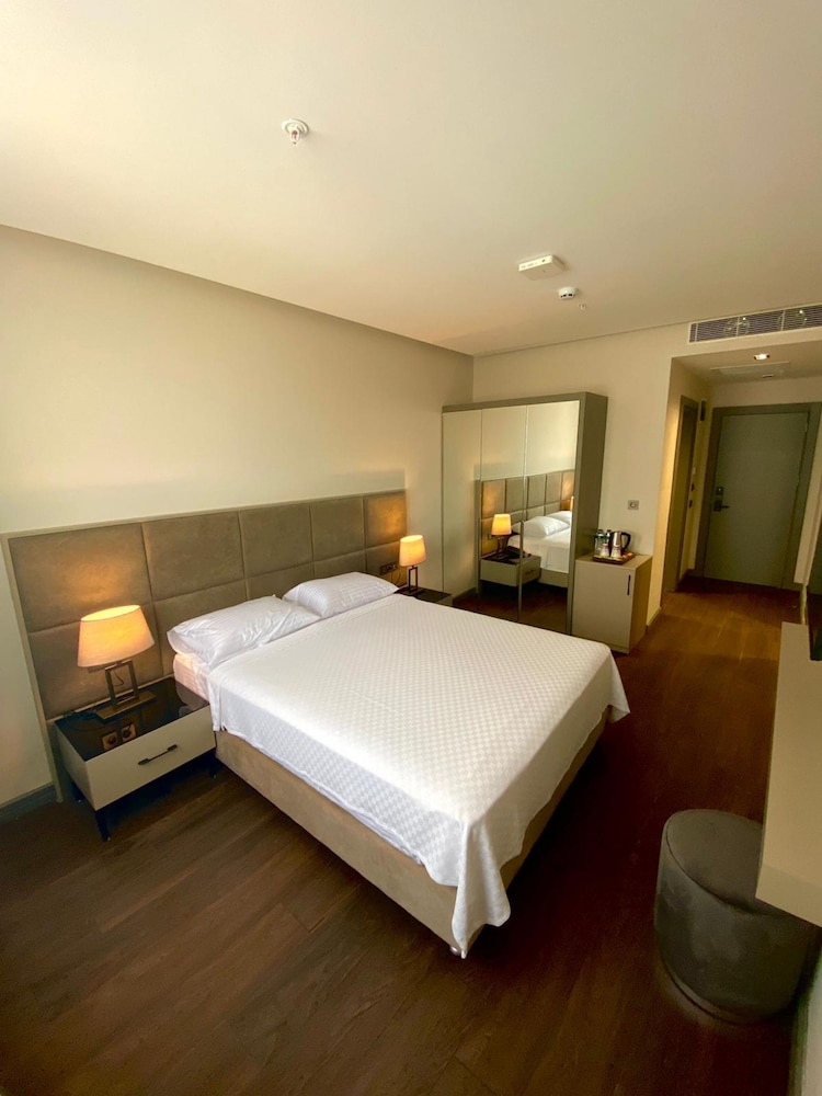 Alice Hotel 6