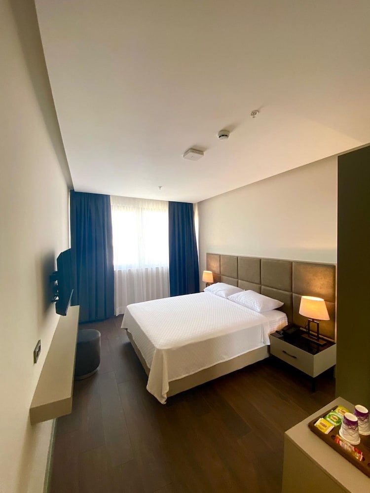Alice Hotel 5