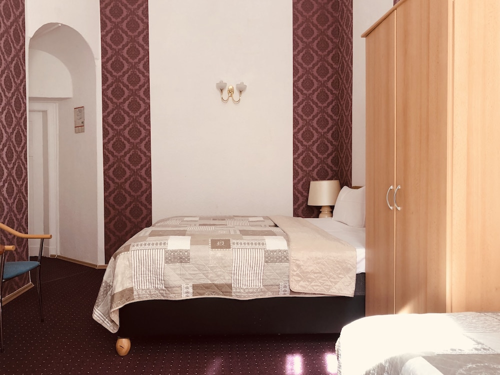 Hotel Castell 18