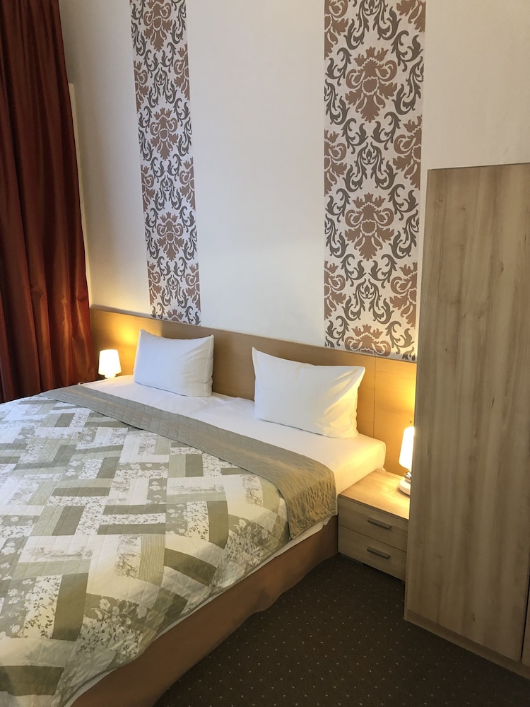 Hotel Castell 10