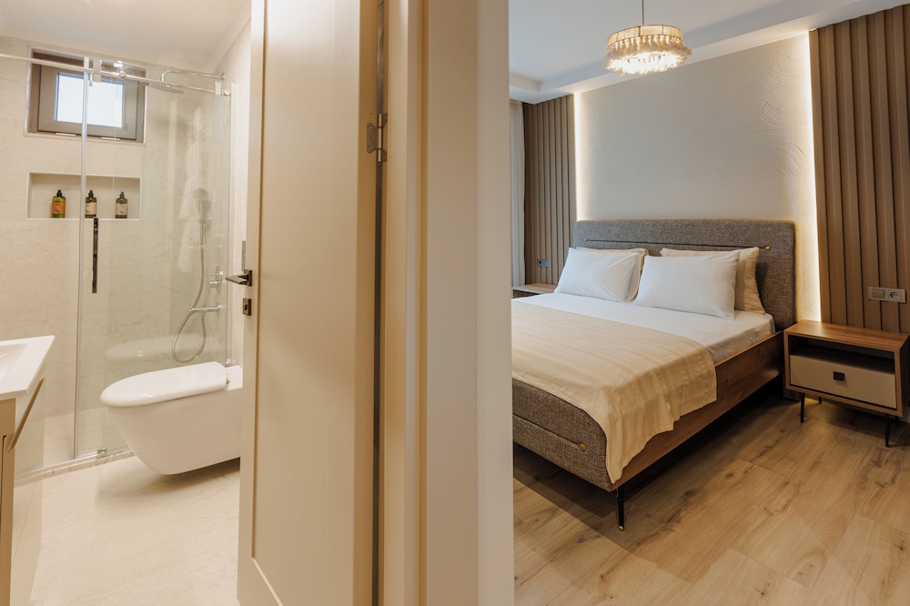 LOS Suites 18