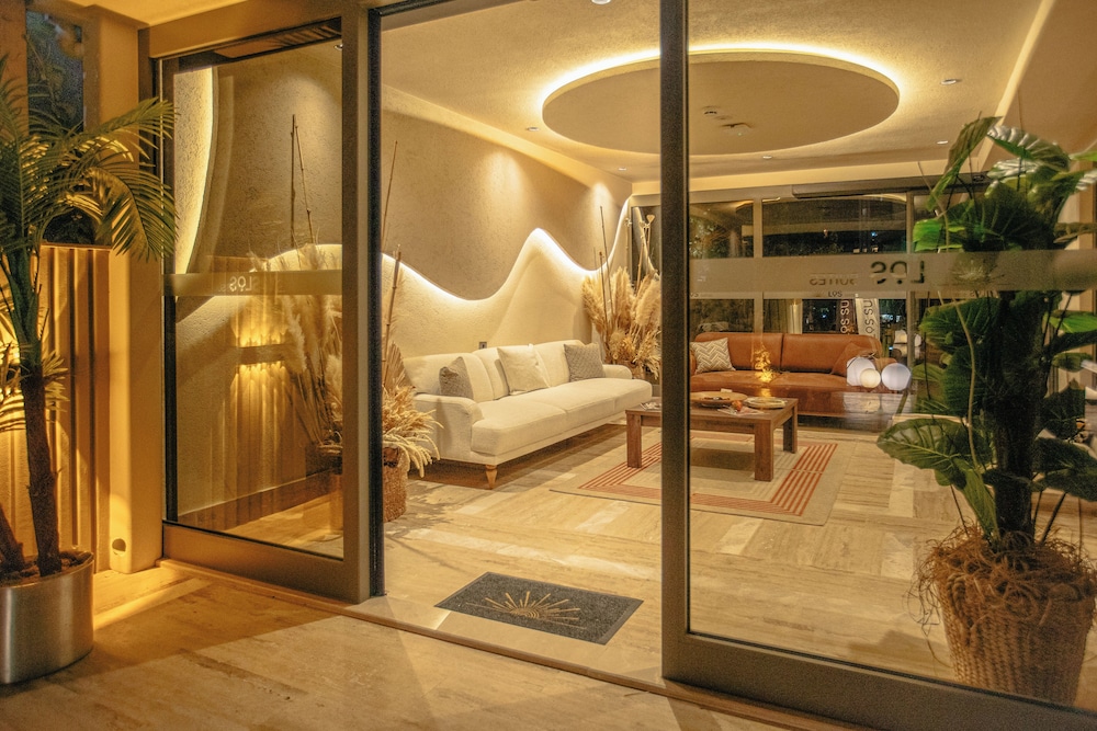 LOS Suites 2