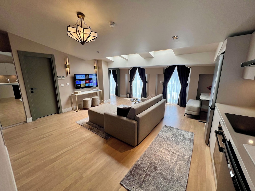Weingart Suites Hotel 24