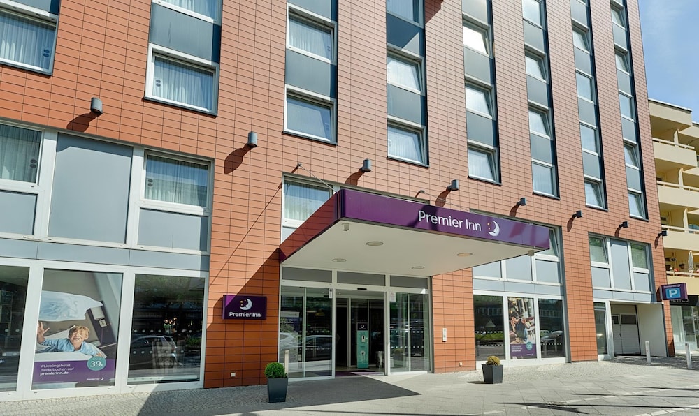 Premier Inn Berlin City Centre Hotel 21