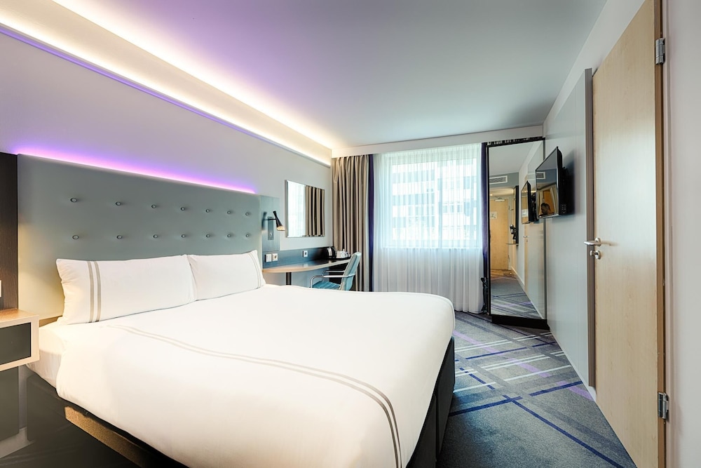 Premier Inn Berlin City Centre Hotel 1