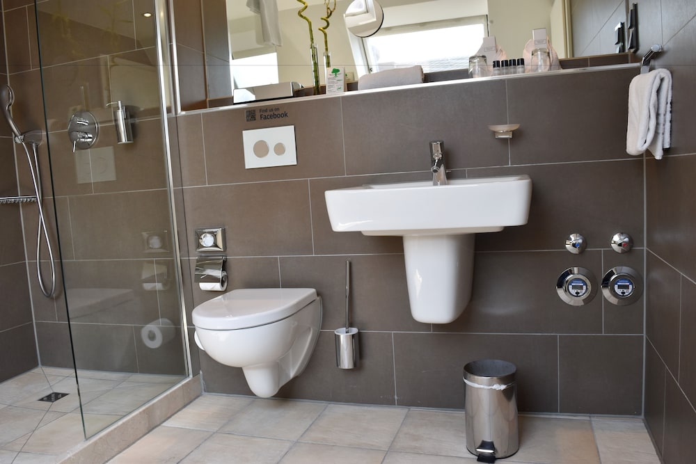 Xll Apostel Albergo 24