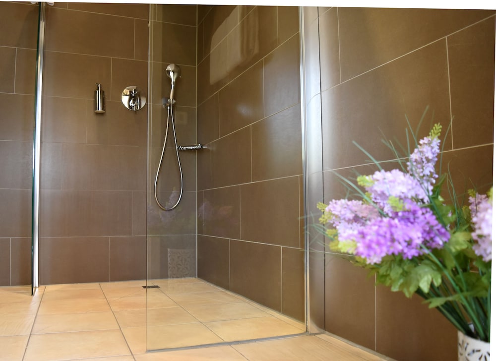 Xll Apostel Albergo 23