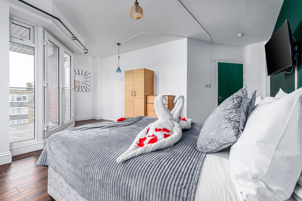 City Gate Guest House 16