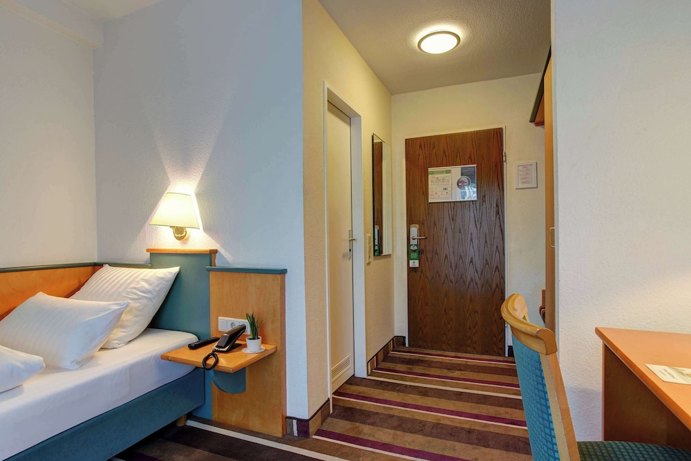 Hotel Ambassador Düsseldorf 18