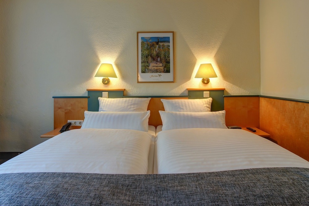 Hotel Ambassador Düsseldorf 10