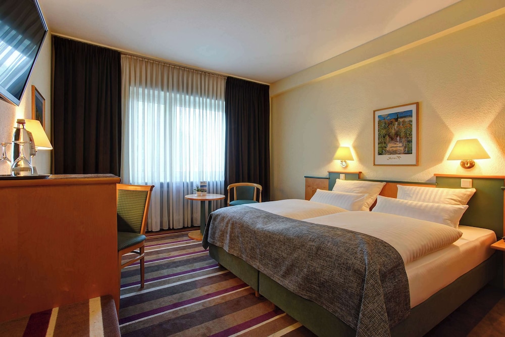 Hotel Ambassador Düsseldorf 1