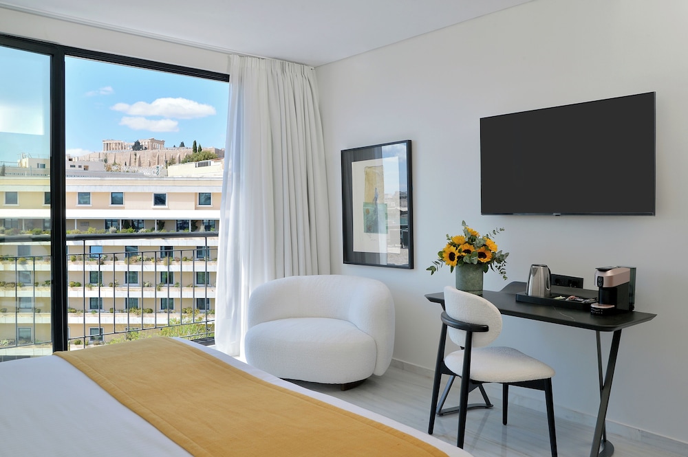 The Athenaeum Luxury Hotel 12