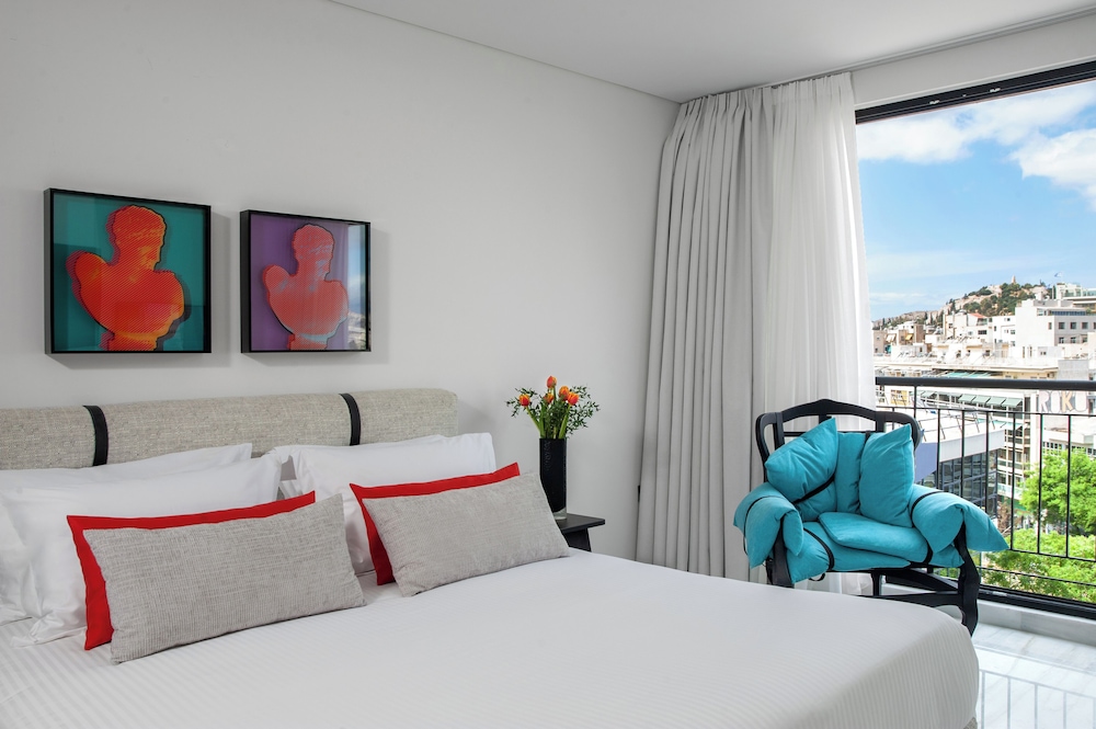 The Athenaeum Luxury Hotel 23
