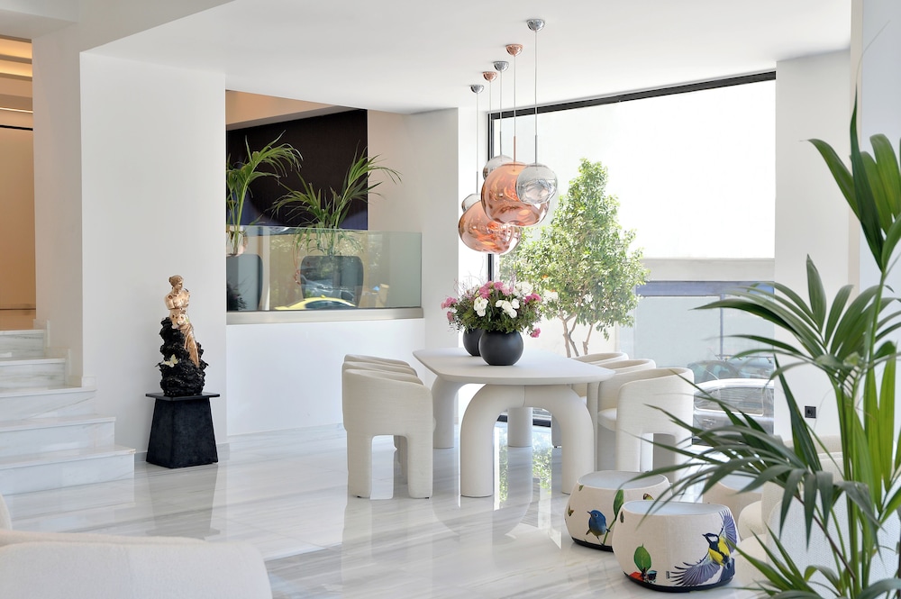 The Athenaeum Luxury Hotel 4