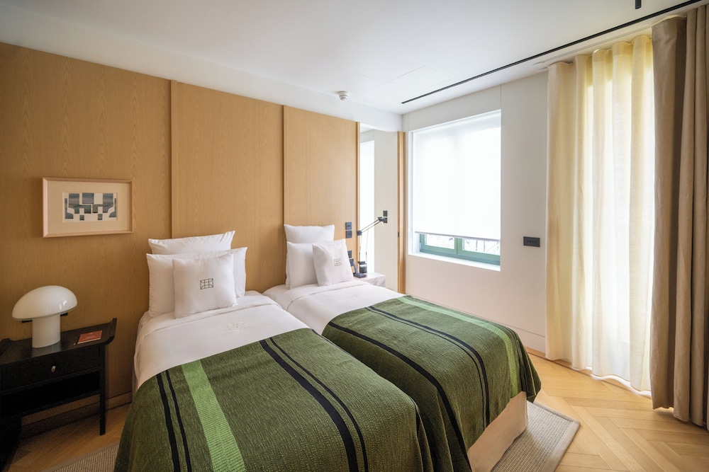 Athens Capital Suites-MGallery Collection 6