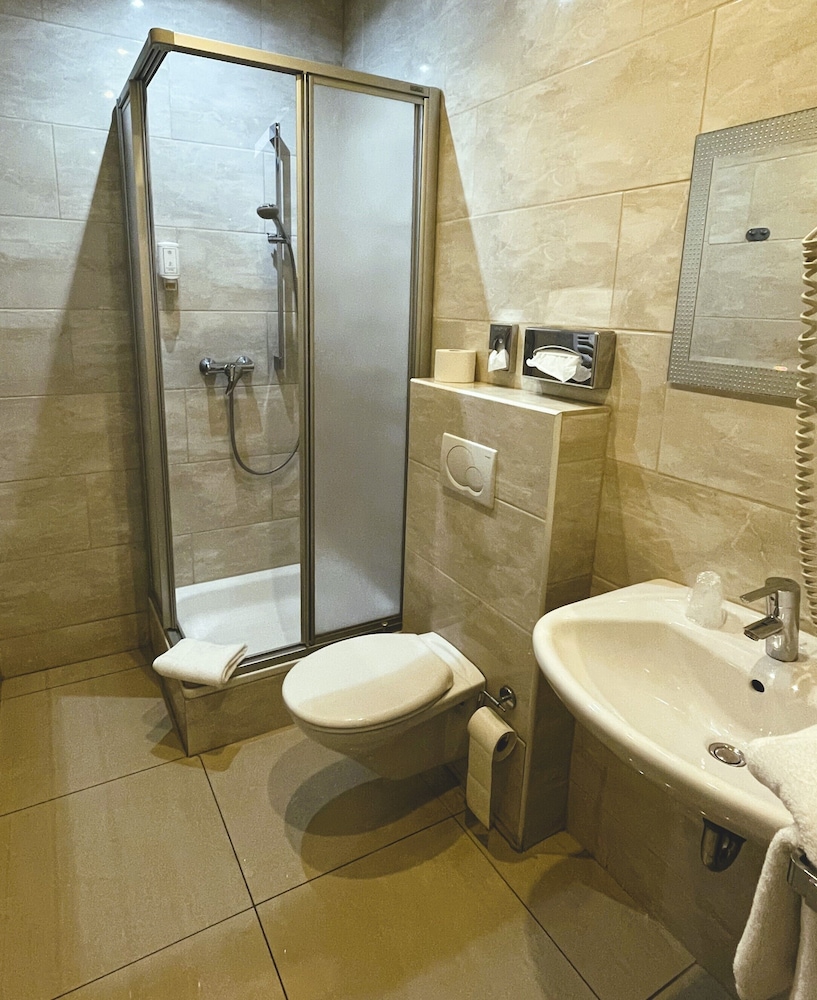 Concorde Hotel Ascot 10