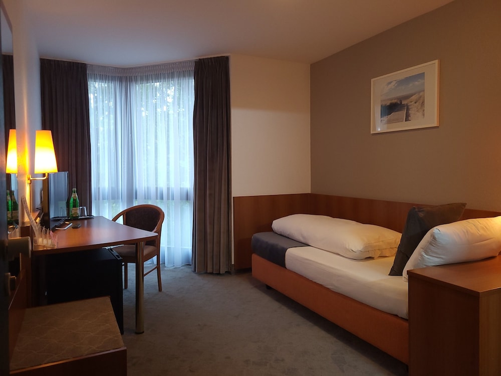 Concorde Hotel Ascot 12