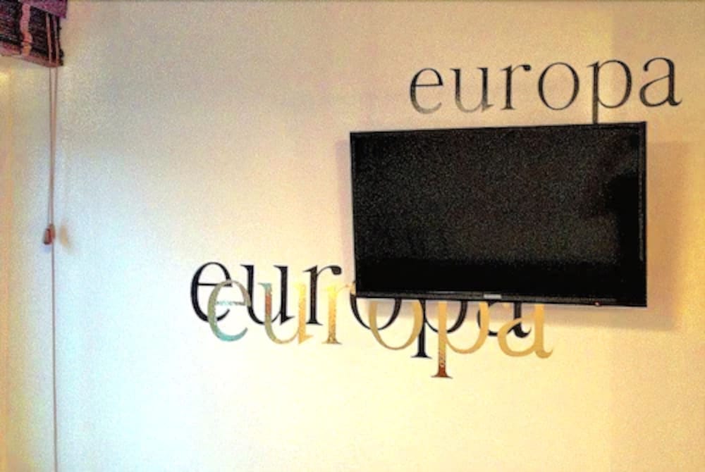 Europa Life 15