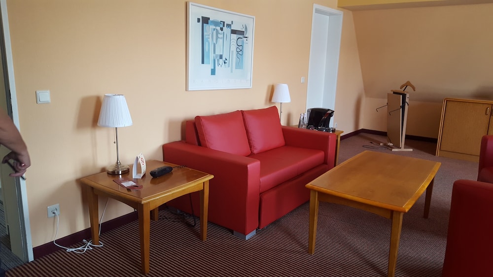 HK-Hotel Düsseldorf City 8