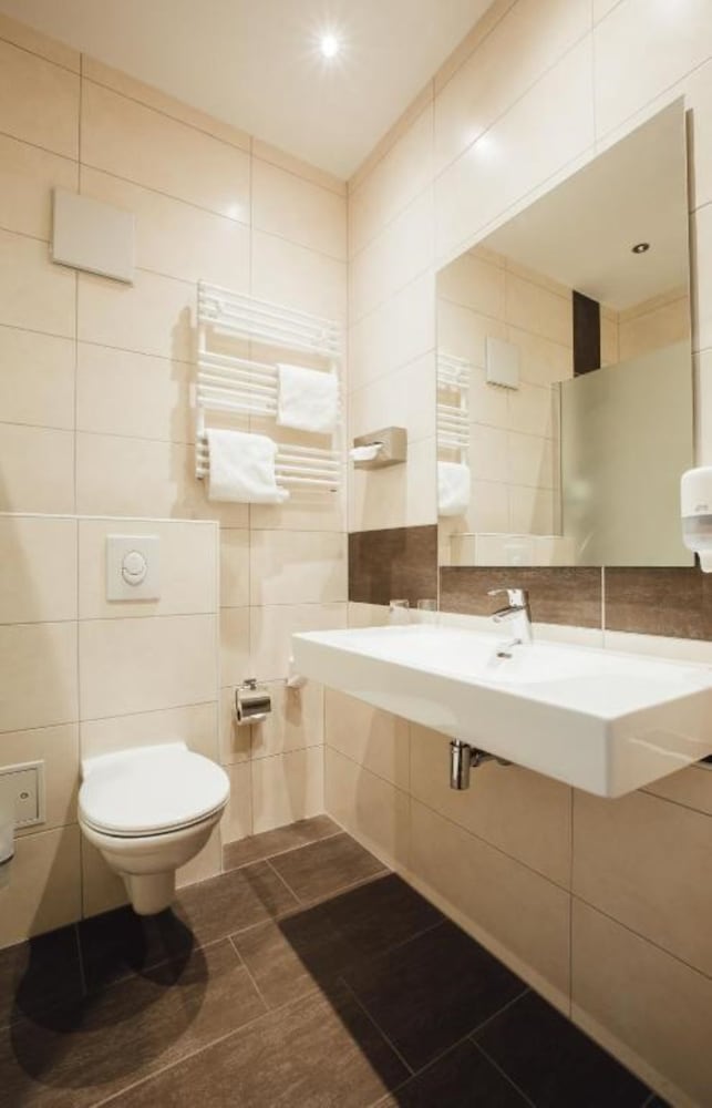 HK-Hotel Düsseldorf City 9