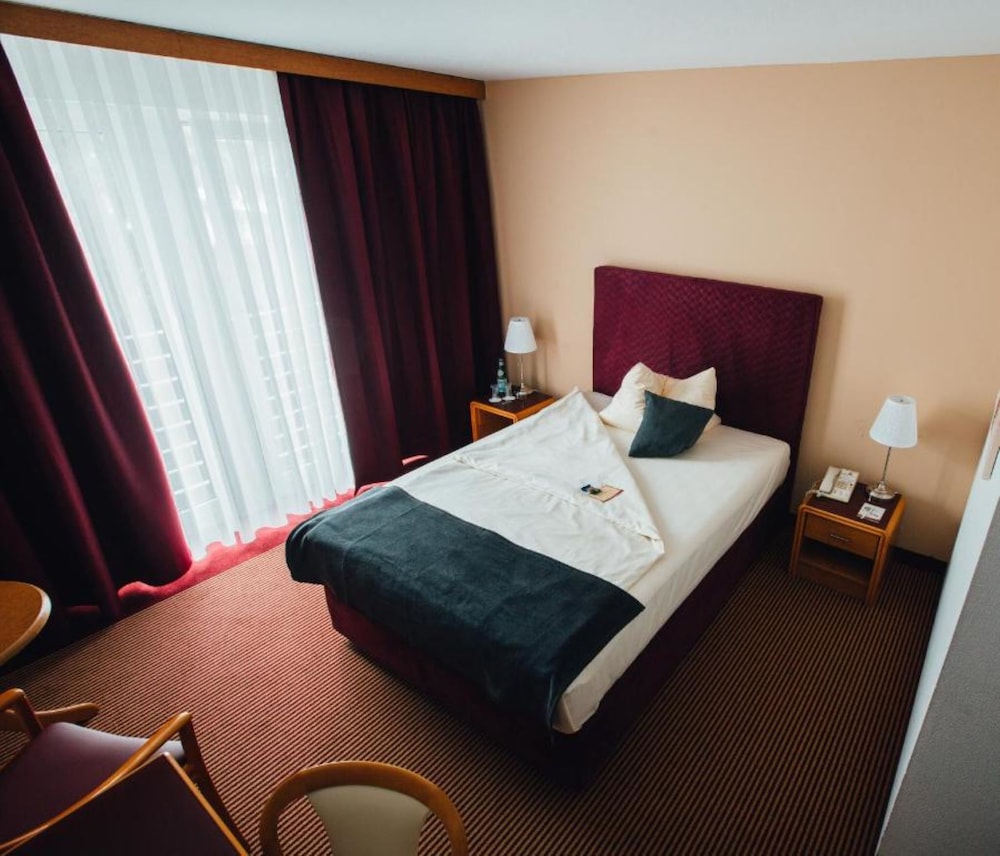 HK-Hotel Düsseldorf City 3