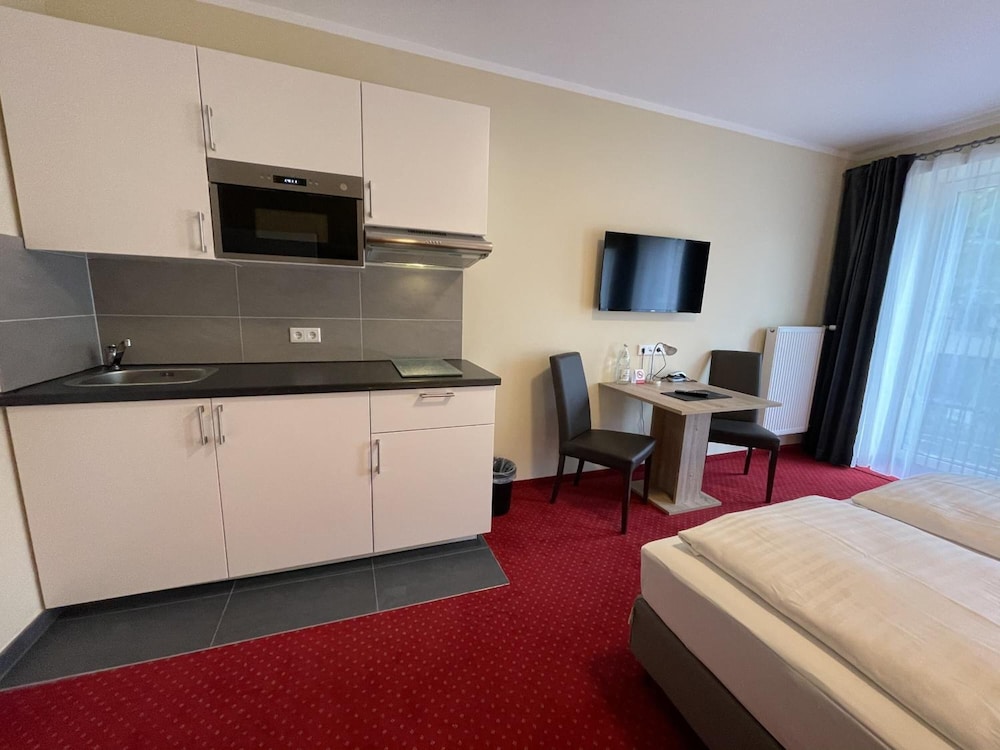Hotel Palm Premium 11