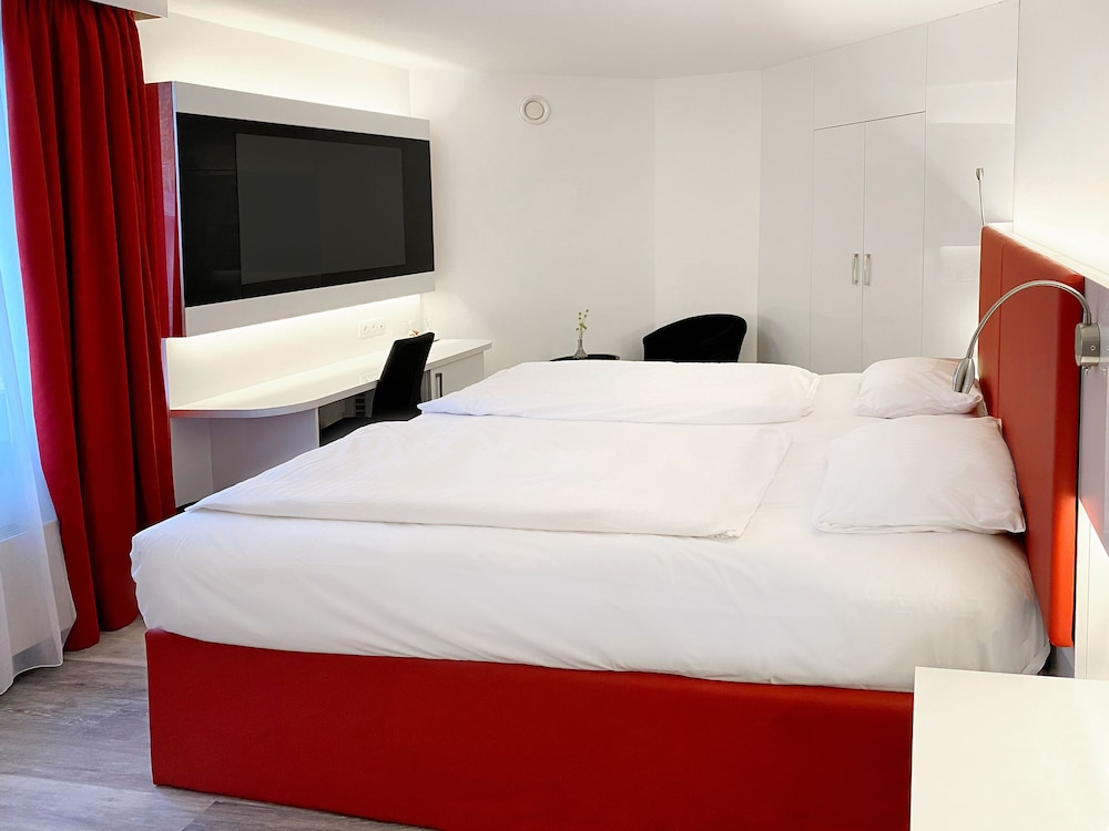 DORMERO Hotel Düsseldorf 5