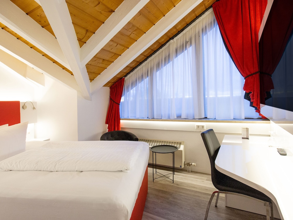 DORMERO Hotel Düsseldorf 13