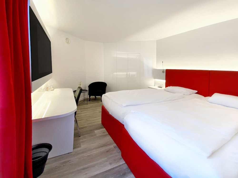 DORMERO Hotel Düsseldorf 4