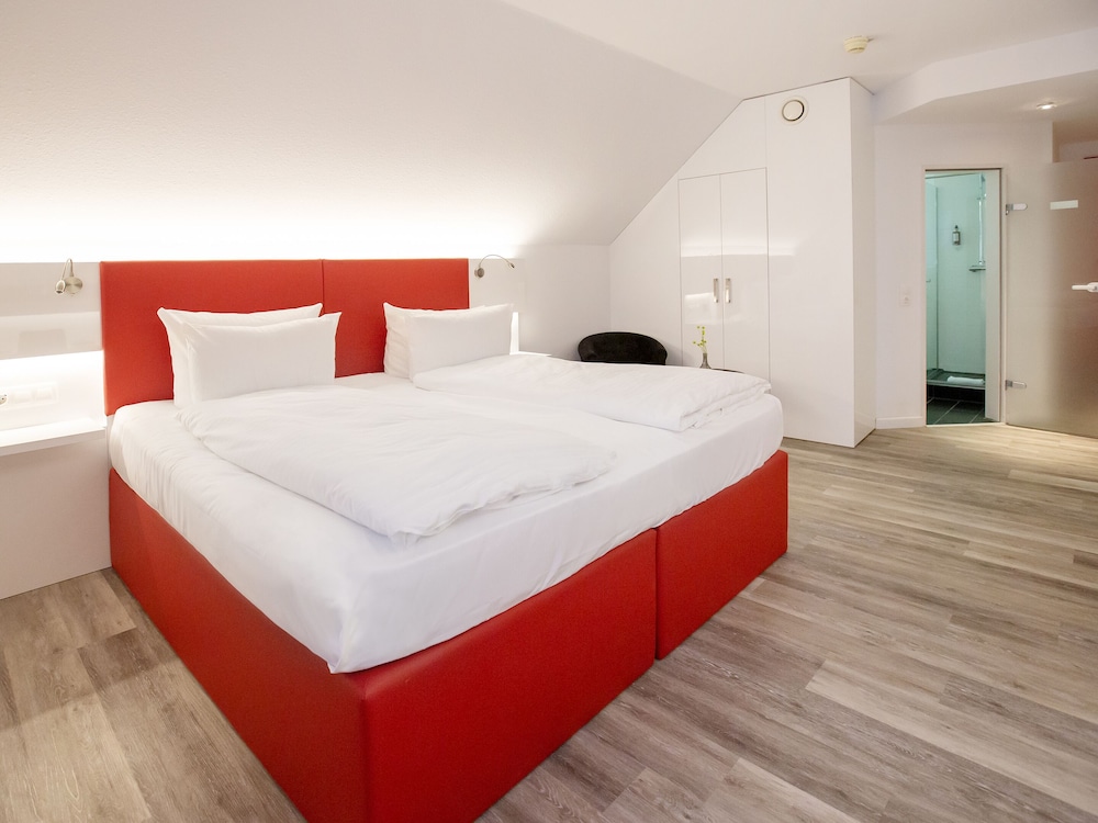 DORMERO Hotel Düsseldorf 9