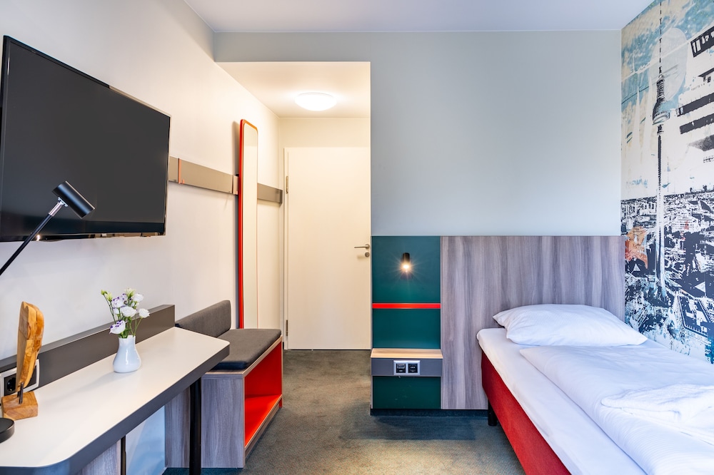 Good Morning Berlin City West 15