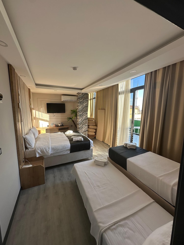 Grand Ozer Hotel 10