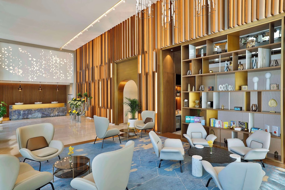 Tumbi Hotel Dubai The Palm Tapestry Collection by Hilton 8