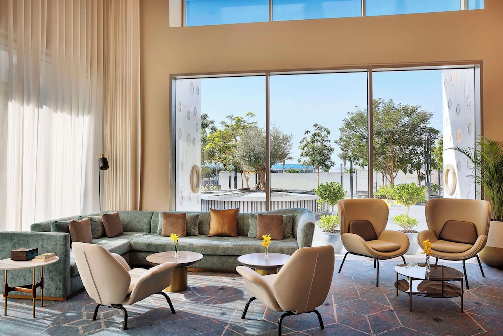 Tumbi Hotel Dubai The Palm Tapestry Collection by Hilton 3